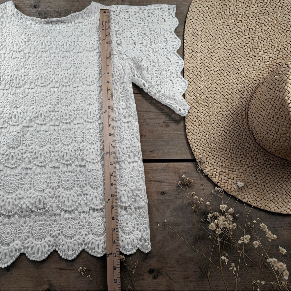 Anthony Original White Crochet Lace Blouse Sz S Boho Scalloped Hem Feminine Top - Picture 4 of 11
